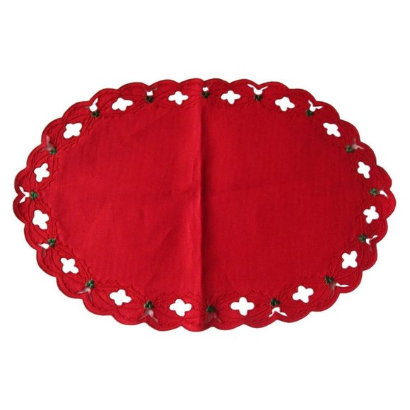Vintage Embroidered Cutwork Holly Red Christmas Placemats A Set of Four EUC - Picture 5 of 11